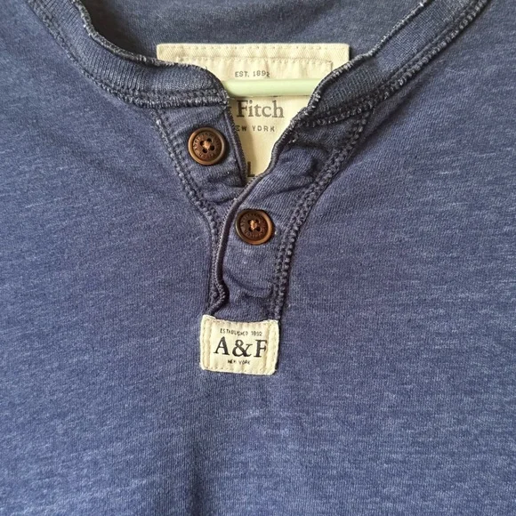 Abercrombie & Fitch Men’s Button Shirt - Picture 3 of 4